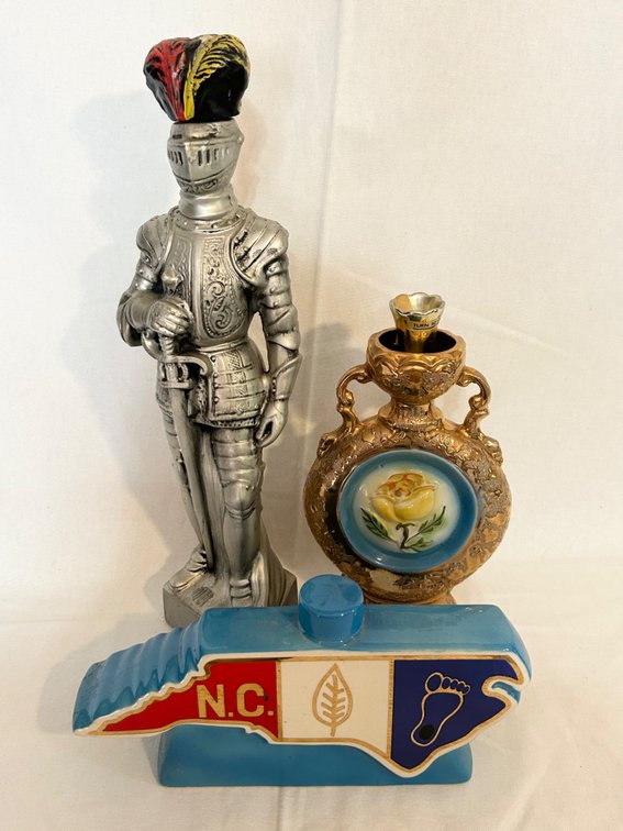 4 DECORATIVE DECANTERS