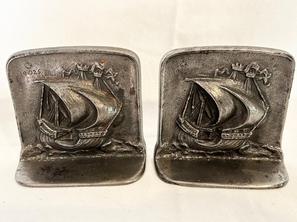 CAST IRON SAILING SHIP BOOKENDS