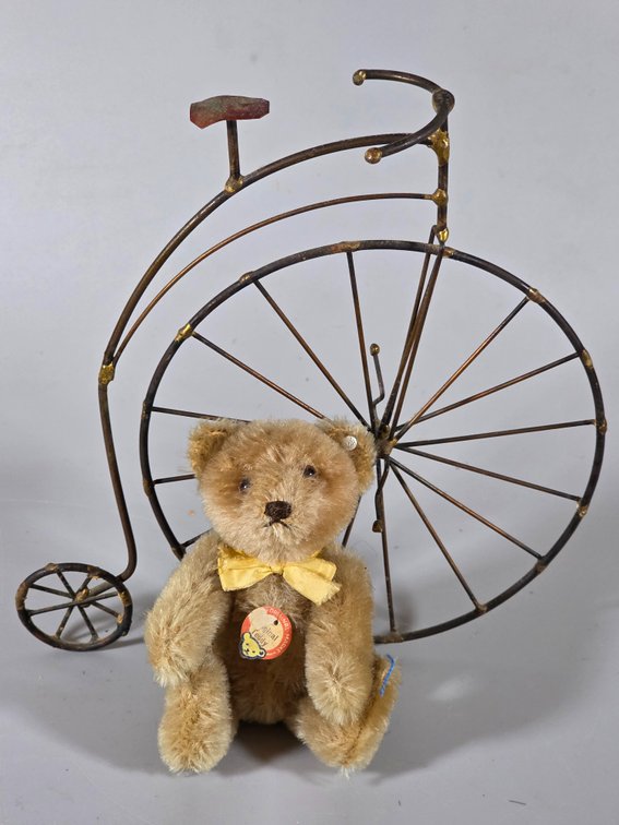 STEIFF TEDDY BEAR, BIKE