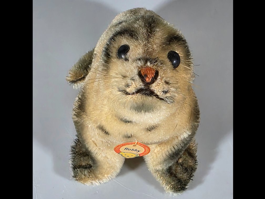 STEIFF BABY SEAL