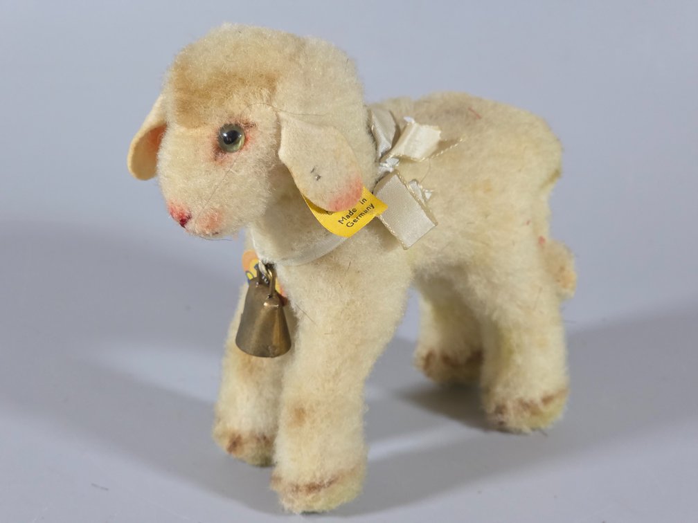 STEIFF LAMB
