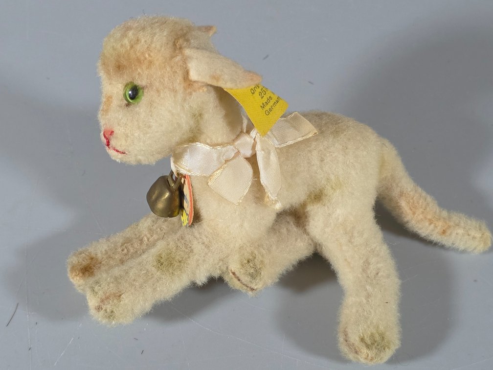STEIFF LAMB