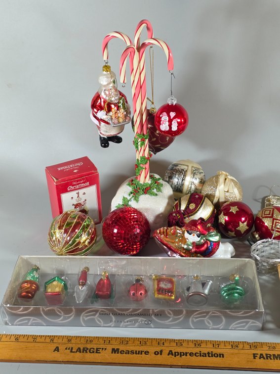 CANDY CANE TREE DISPLAY, ORNAMENTS