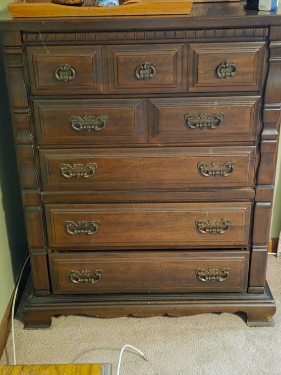 WOOD DRESSER