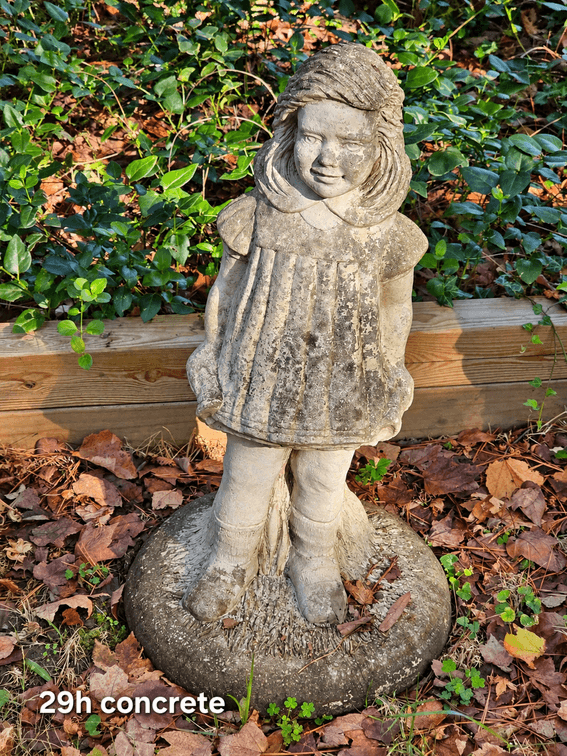 CONCRETE GARDEN GIRL