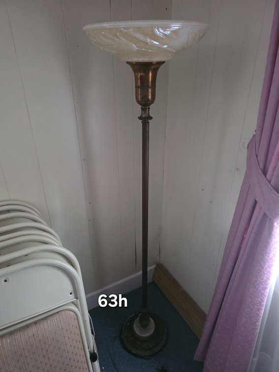 VINTAGE FLOOR LAMP