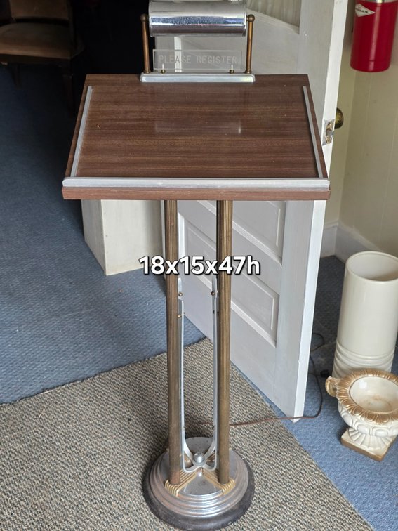 ART DECO PODIUM
