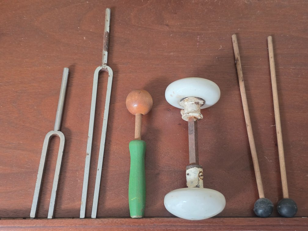 TUNING FORKS, DOOR KNOB