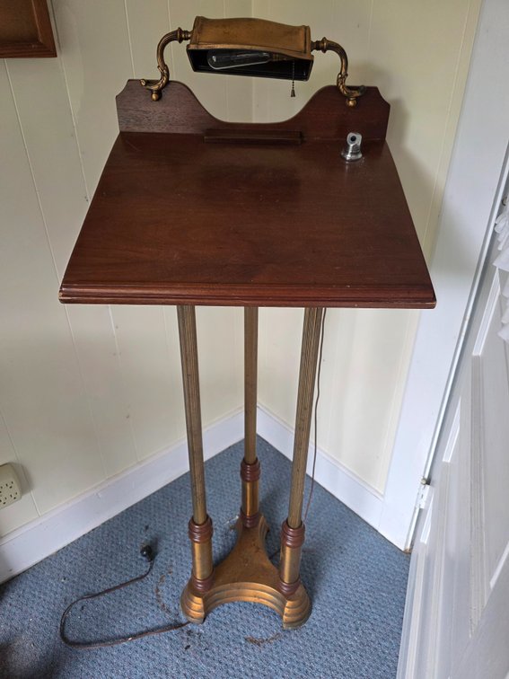 GUEST BOOK PODIUM