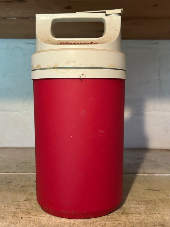 PLAYMATE IGLOO COOLERS