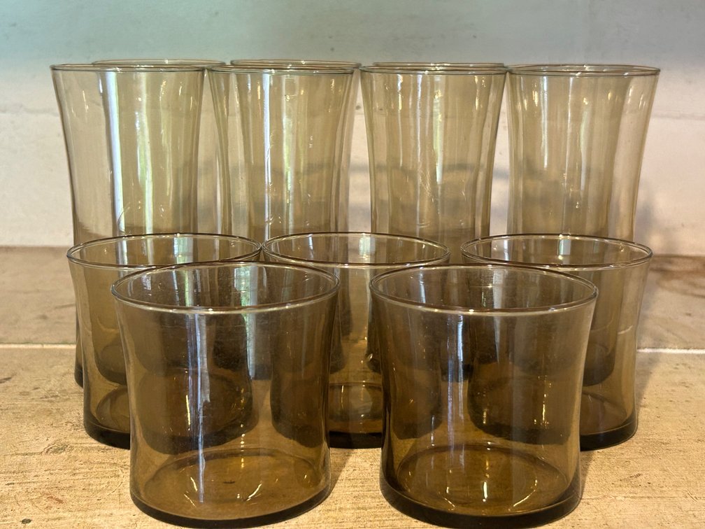 SMOKED GLASS DRINKING GLASSES