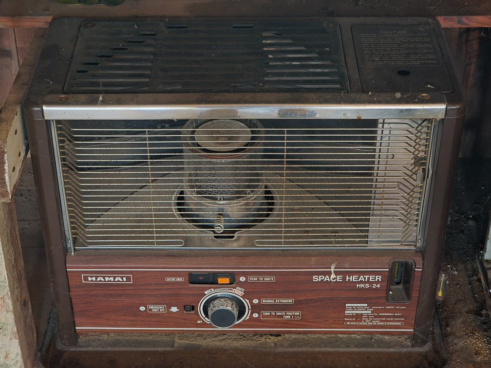 KEROSENE HEATER