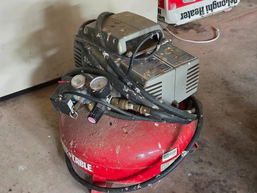 PORTER CABLE AIR COMPRESSOR