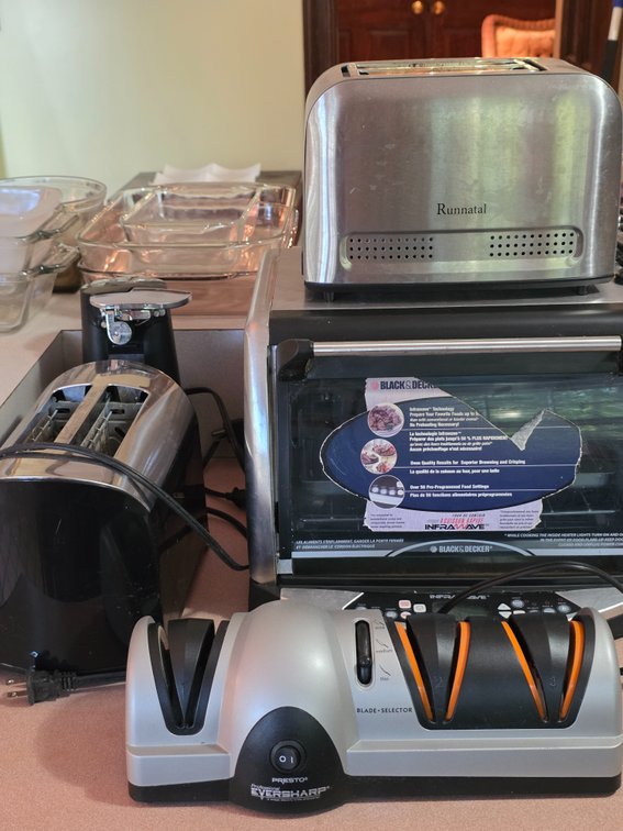 KITCHEN APPLIANCES