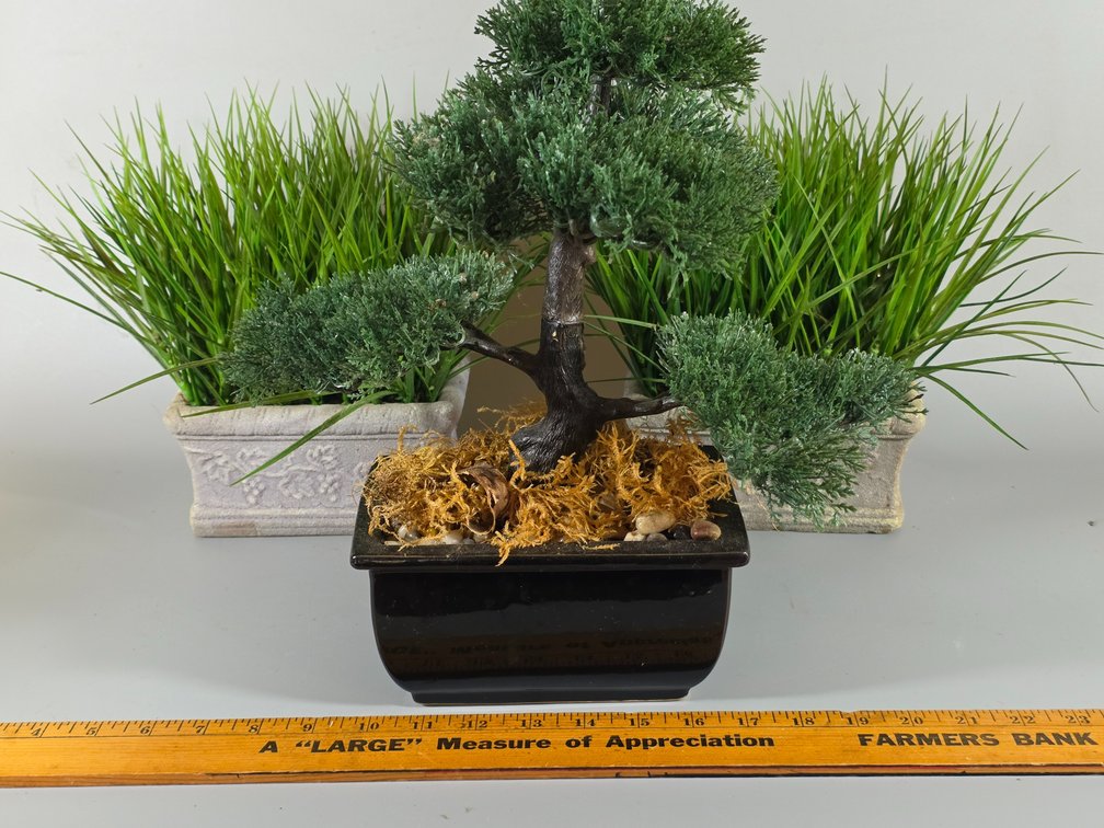 FAUX DECORATIVE PLANTS