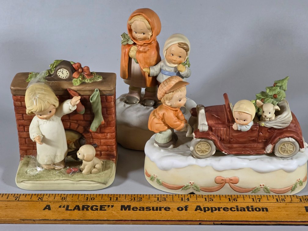 ENESCO MUSIC BOXES