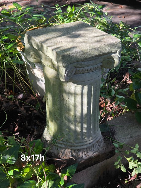 CONCRETE COLUMN PEDESTAL