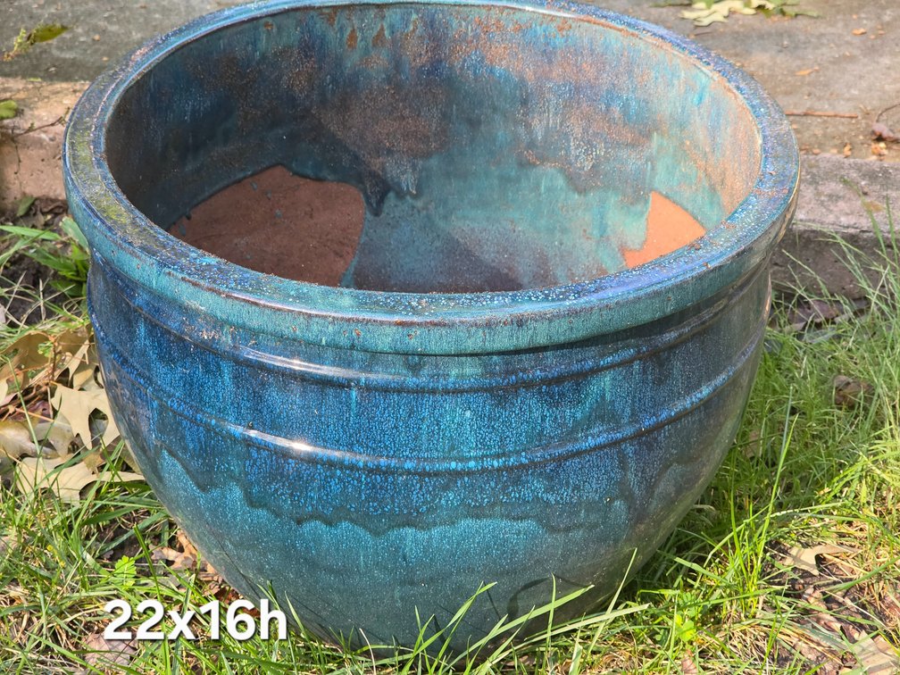 LARGE CERAMIC PLANTER