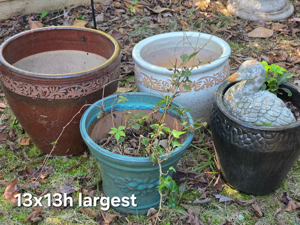 CERAMIC PLANTERS