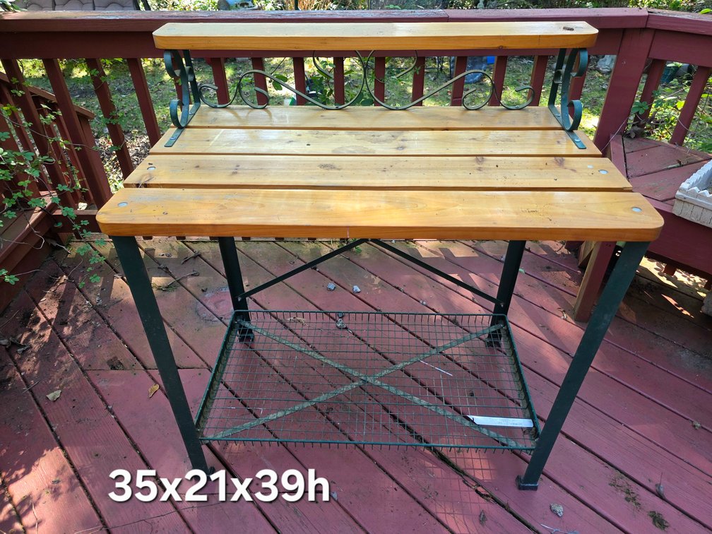 POTTING BENCH
