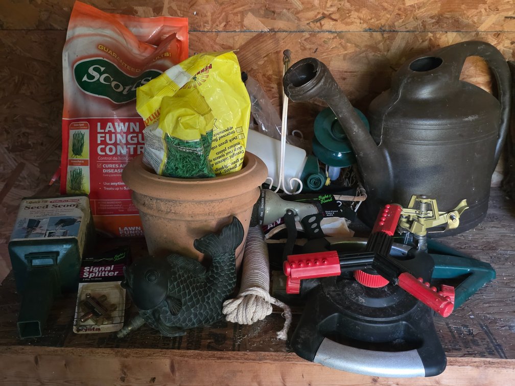 GARDEN TOOLS, ACCESSORIES
