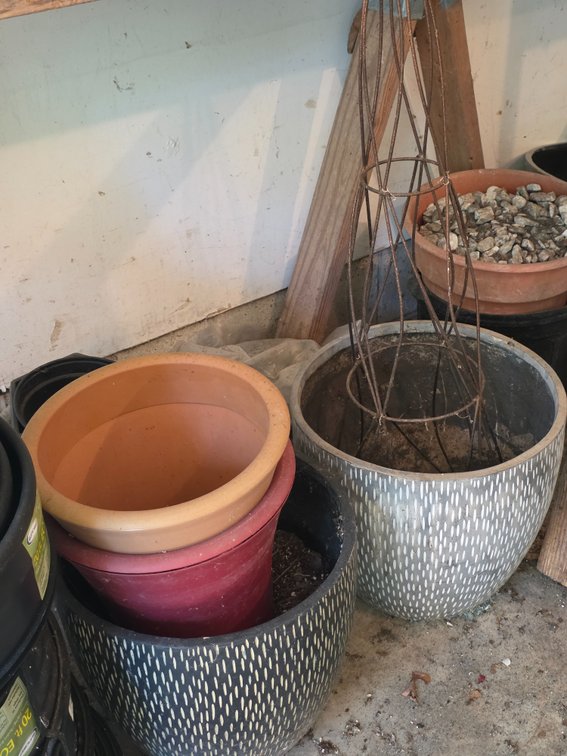 RESIN PLANTERS, POTS