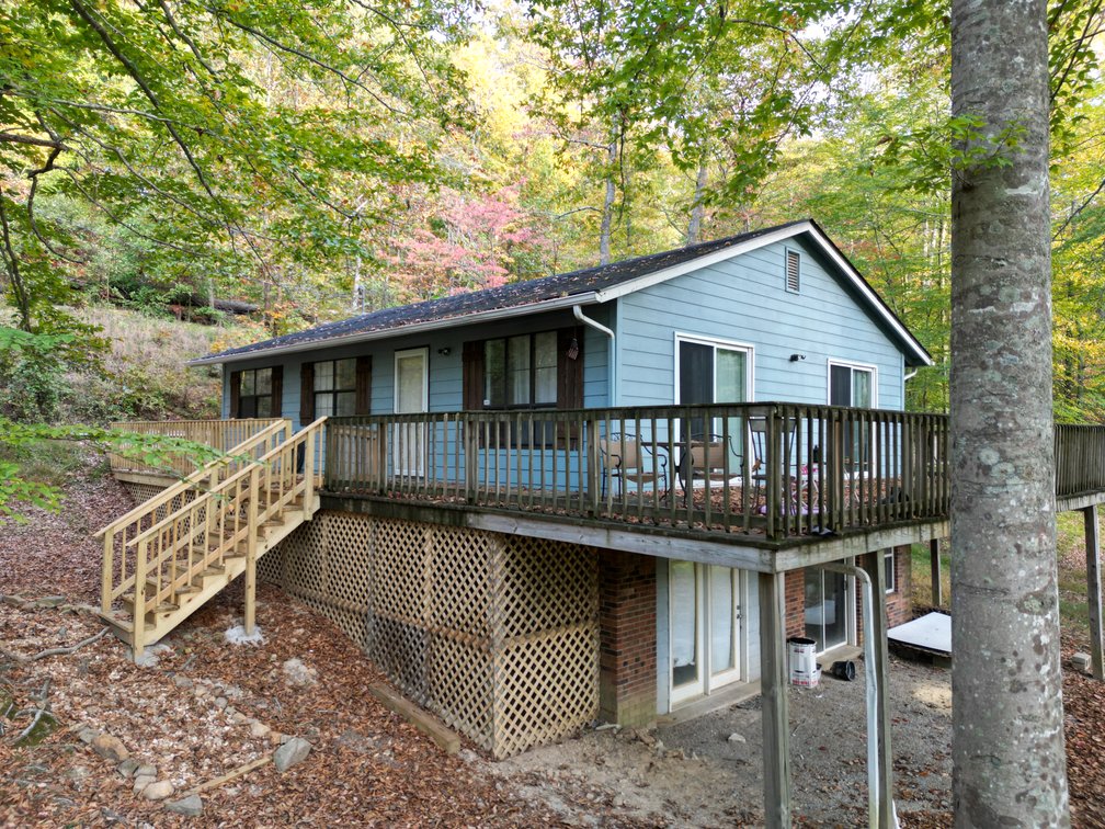 Image for 1820 Bradley Landing Lane・Dunmor・Lake Malone
