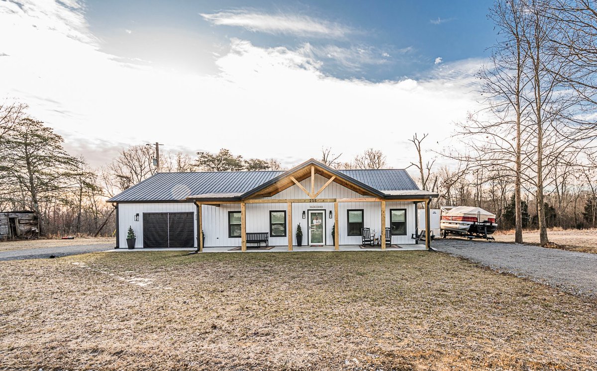 Image for 256 Whites Carver Road・Lewisburg