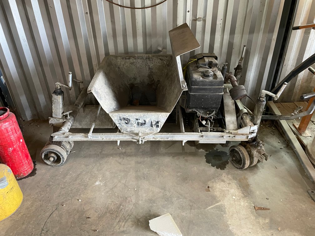 Extruded Curb Machine