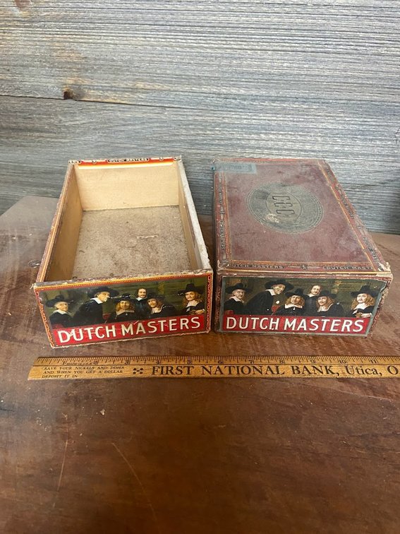 Dutch Masters Boxes-1 with lid, 1 without