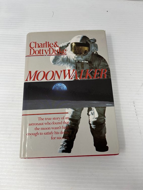 Moon Walker, Charlie & Dotty Duke