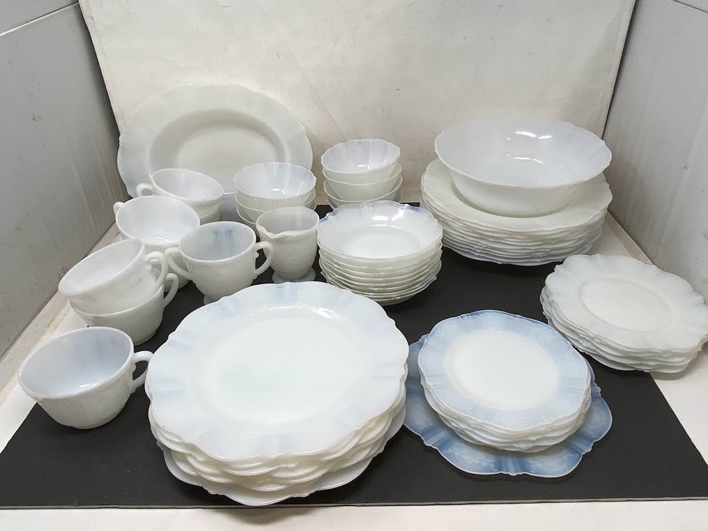 Vintage Milk Glass Dishes