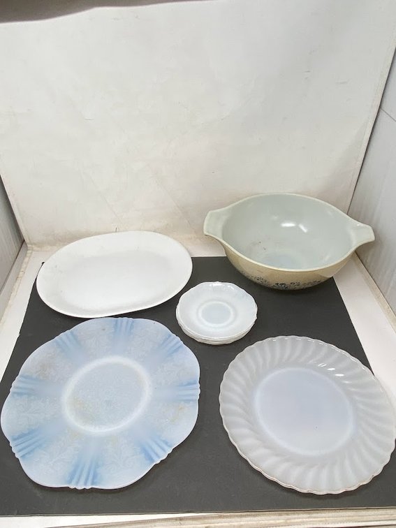 Plates Lot and Pyrex Bowl