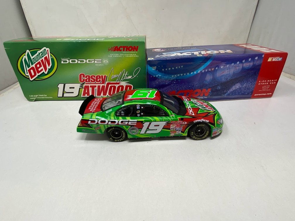 Action: Casey Atwood NO.19, Stock Car 1:24 Scale 