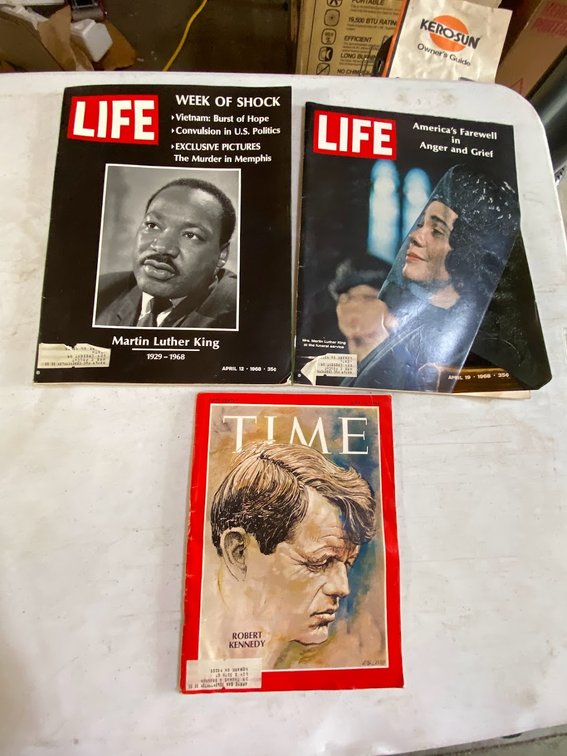 3-Life Magazines