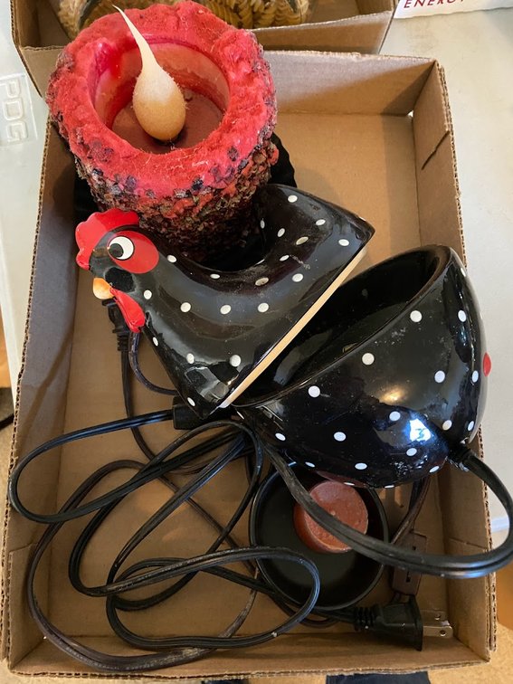 Chicken Scentsy Warmer 