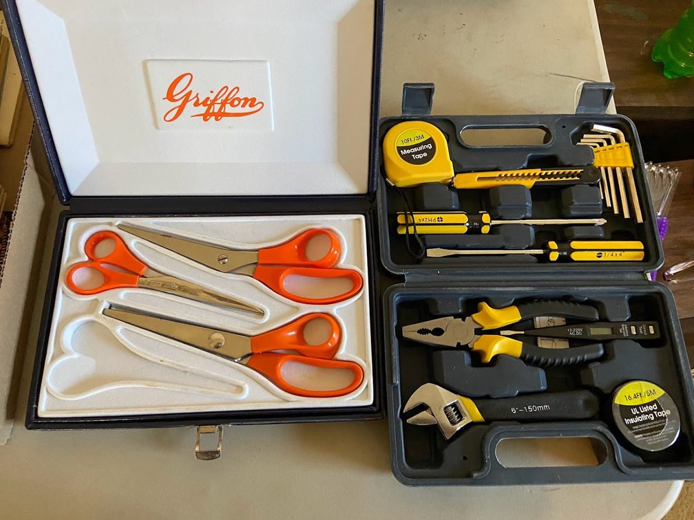 Group Griffon Shears 