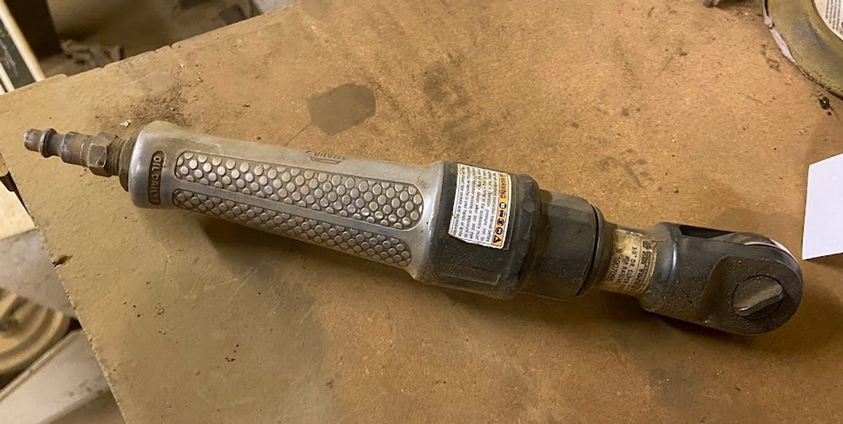 Napa 3/8" Air Ratchet