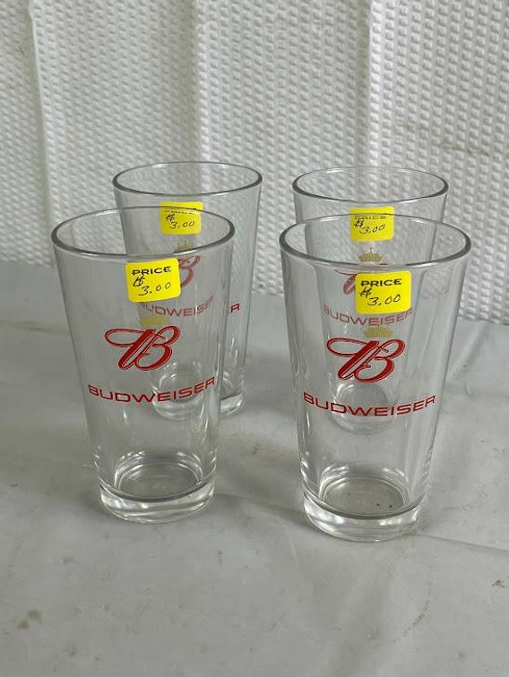 4 Budweiser Pint Glasses with Red Logo
