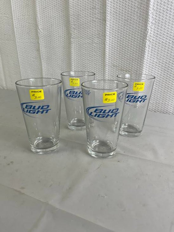 Four Bud Light Pint Glasses with Logo