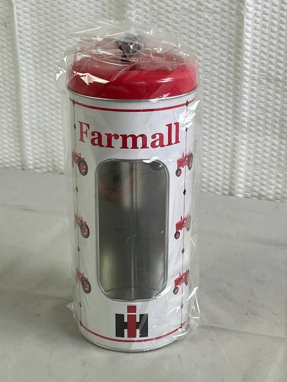 New Farmall Straw Holder with Lid Featuring Tractor Design