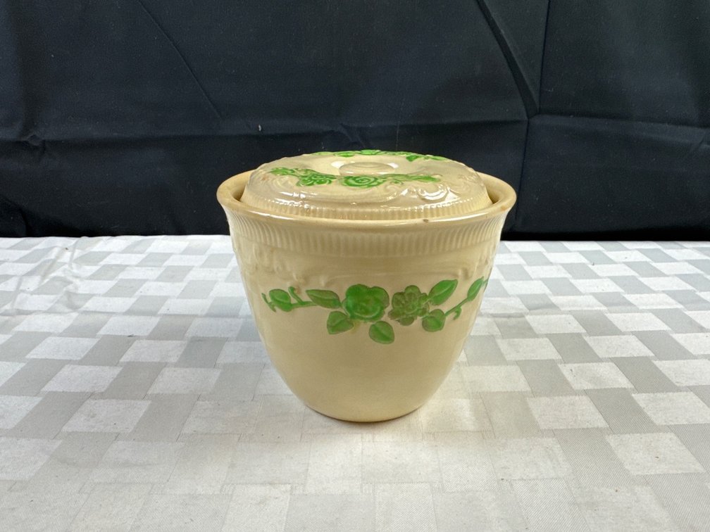 Homer Laughlin Oven Serve Yellow Bean Pot with Green Rose Design