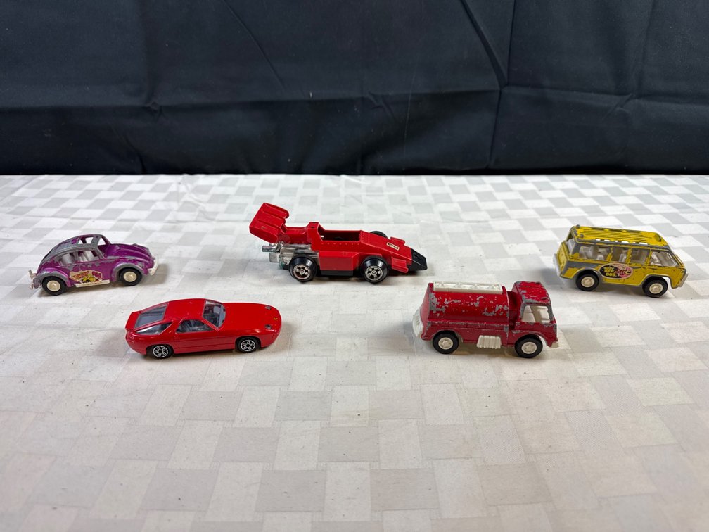 5 Vintage Toy Vehicles Including Tootsietoy, Kenner, and Bburago