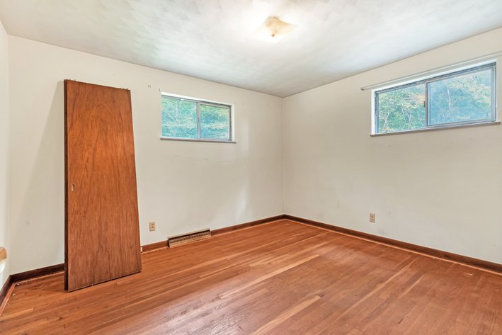 Image for Online Real Estate Auction 630 Cedar Run Road Newark Ohio 43055