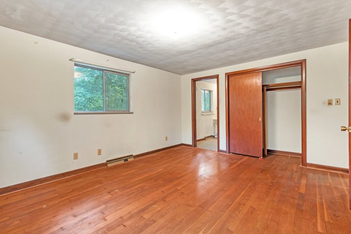 Image for Online Real Estate Auction 630 Cedar Run Road Newark Ohio 43055