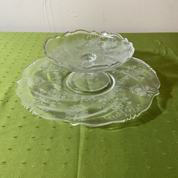 Heisey Orchid Etch Cheese and Cracker Set