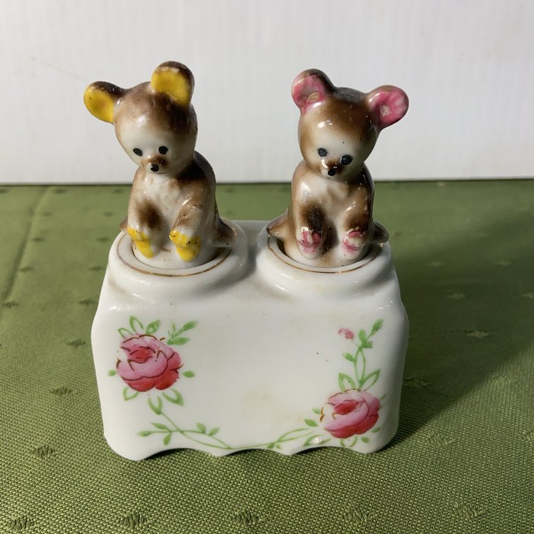 Empress Japan Mouse Salt and Pepper Shakers