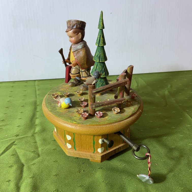 Thorens Swiss Hunter Music Box, Works, Lara's Theme