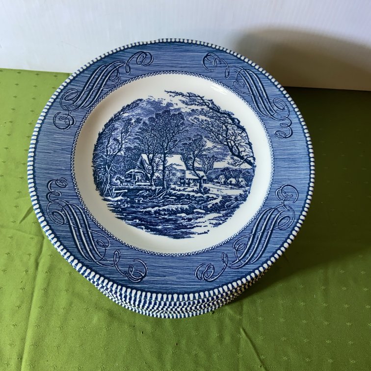 18 Currier & Ives 10" Dinner Plates