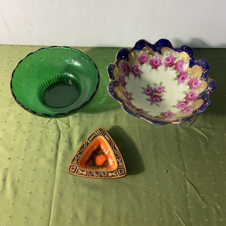 Decorative Bowls and Animal Figurines Lot